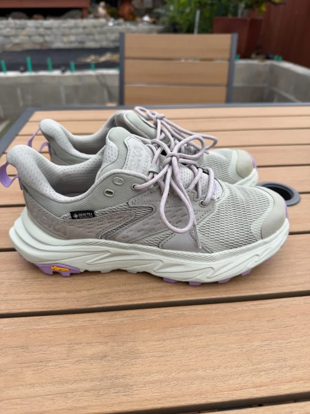 HOKA ANACAPA 2 LOW GTX (WOMEN'S SIZE 6) - BARLEY/CELADON